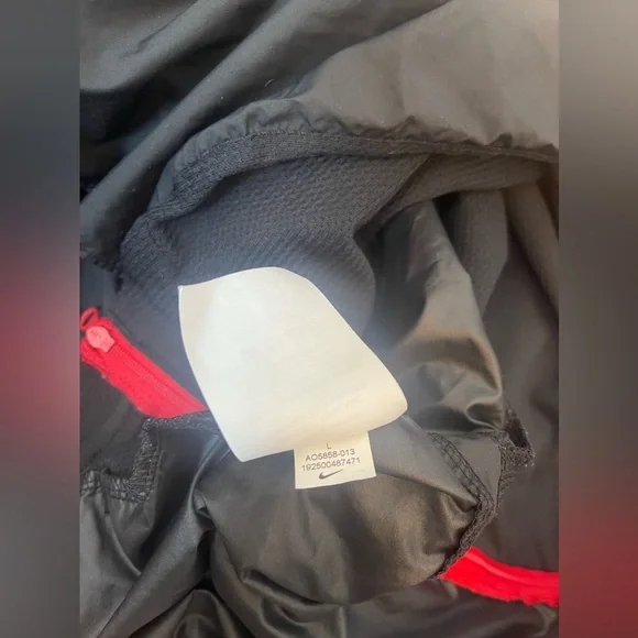 Nike half zip up pullover windbreaker size L - Picture 5 of 10